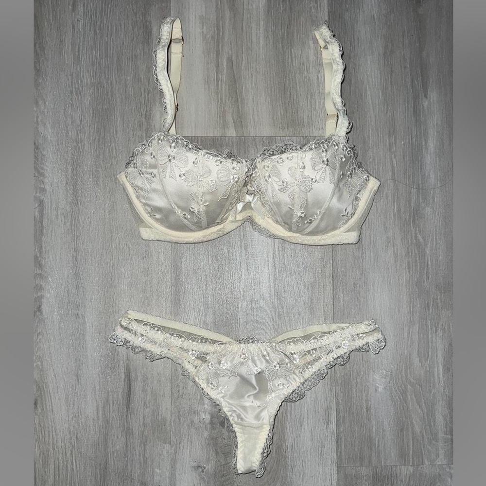 Agent provocateur lingerie set